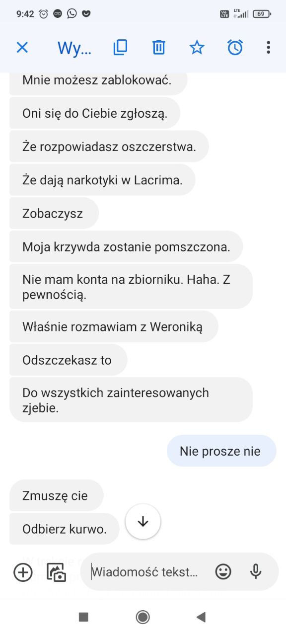 Dalsze groźby i obraźliwy język